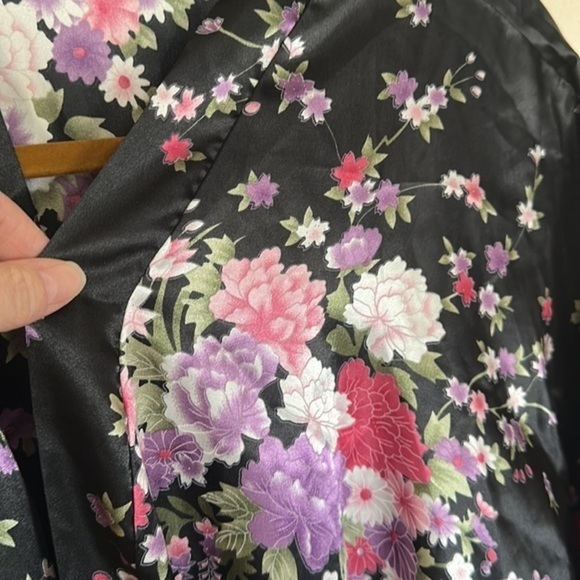 Floral robe s/medium - Picture 2 of 4